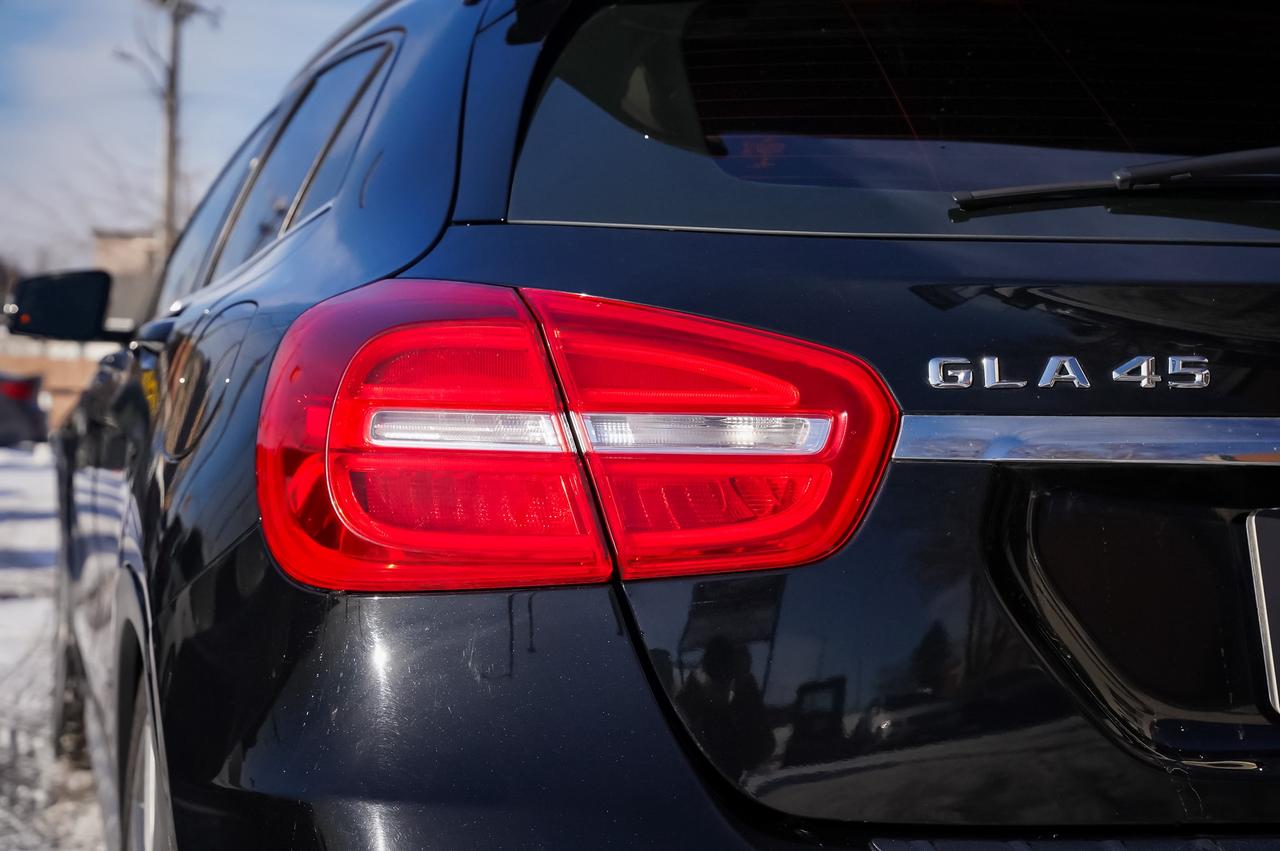 2015 Mercedes-Benz GLA-Class GLA45 AMG 4MATIC | No Accidents Photo4