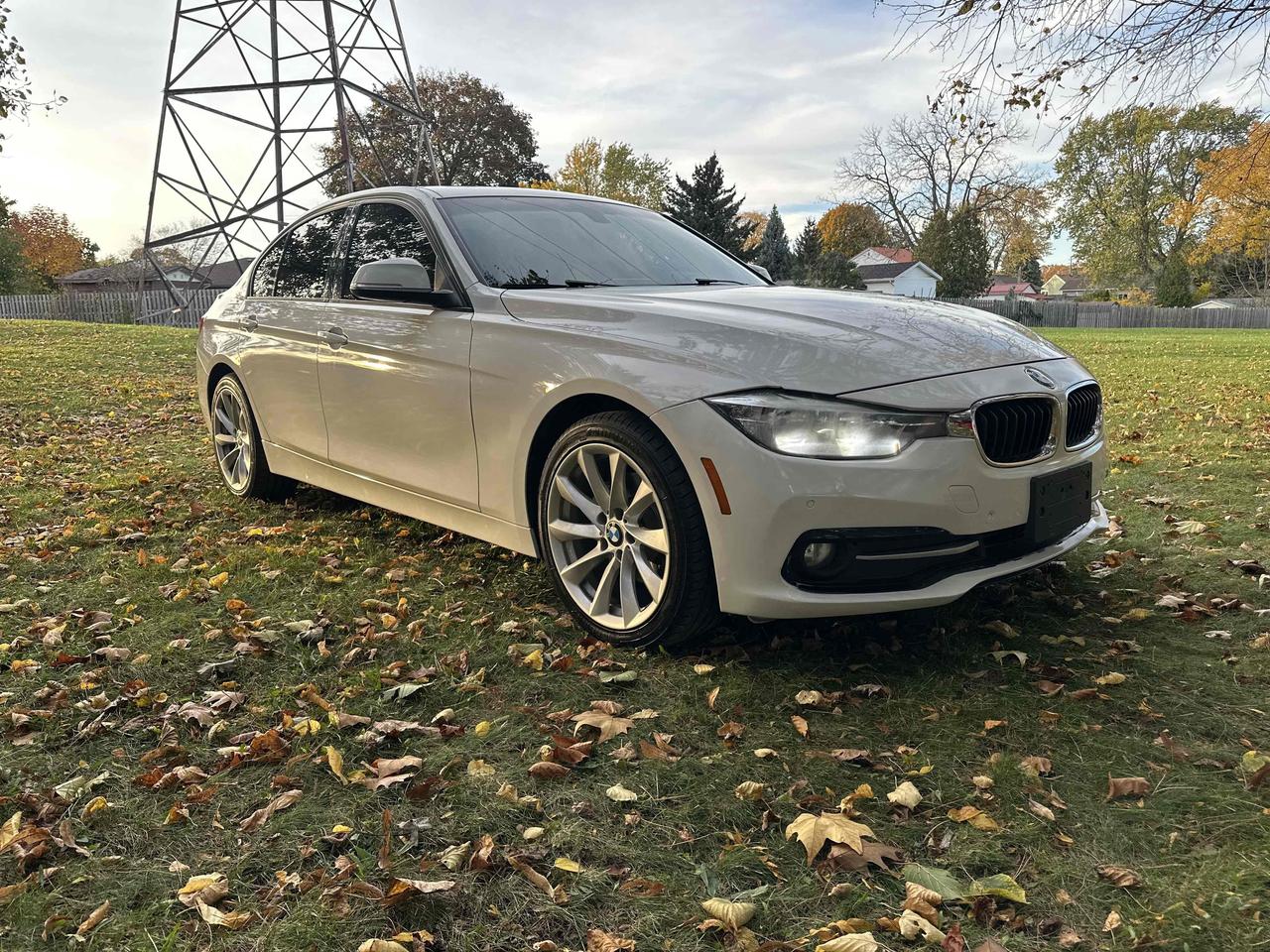 2016 BMW 3-Series 320i xDrive Photo