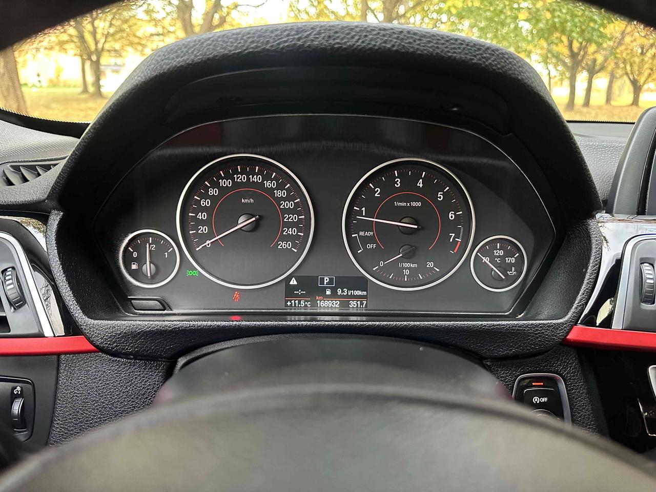 2016 BMW 3-Series 320i xDrive Photo