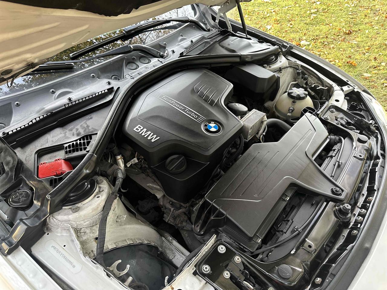 2016 BMW 3-Series 320i xDrive Photo