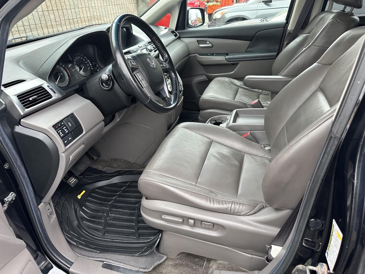 2013 Honda Odyssey EX-L Photo