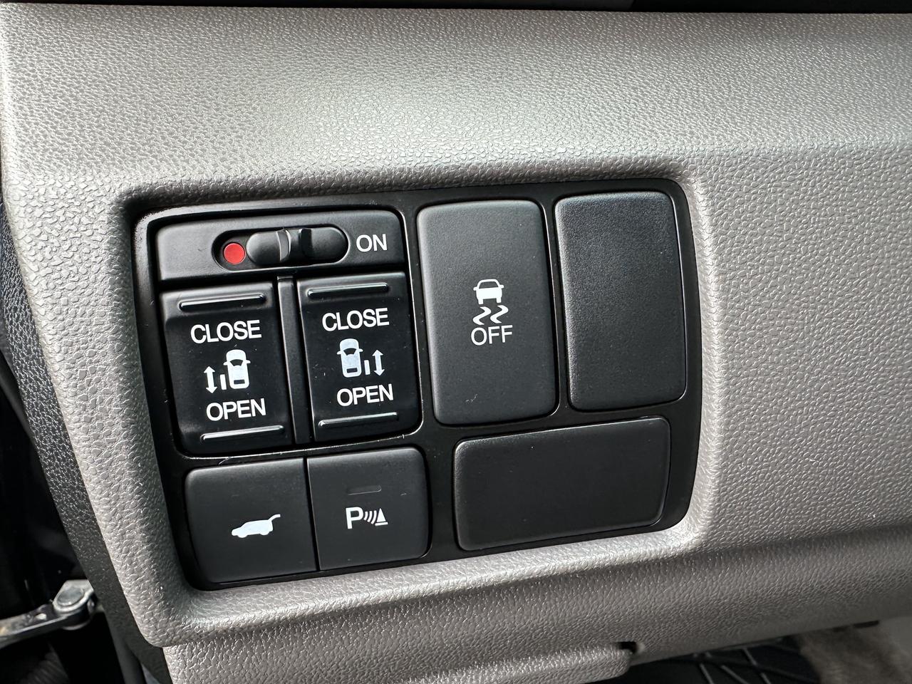 2013 Honda Odyssey EX-L Photo