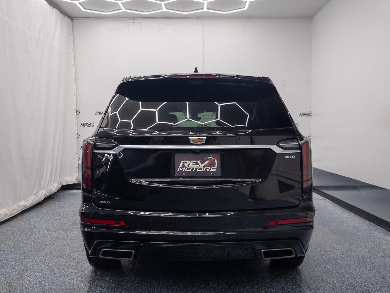 2023 Cadillac XT6 Sport Photo