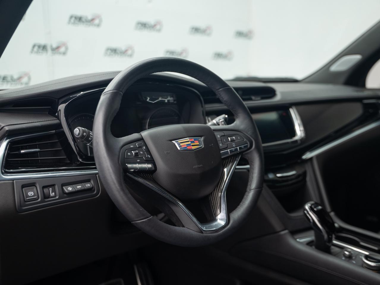 2023 Cadillac XT6 Sport Photo