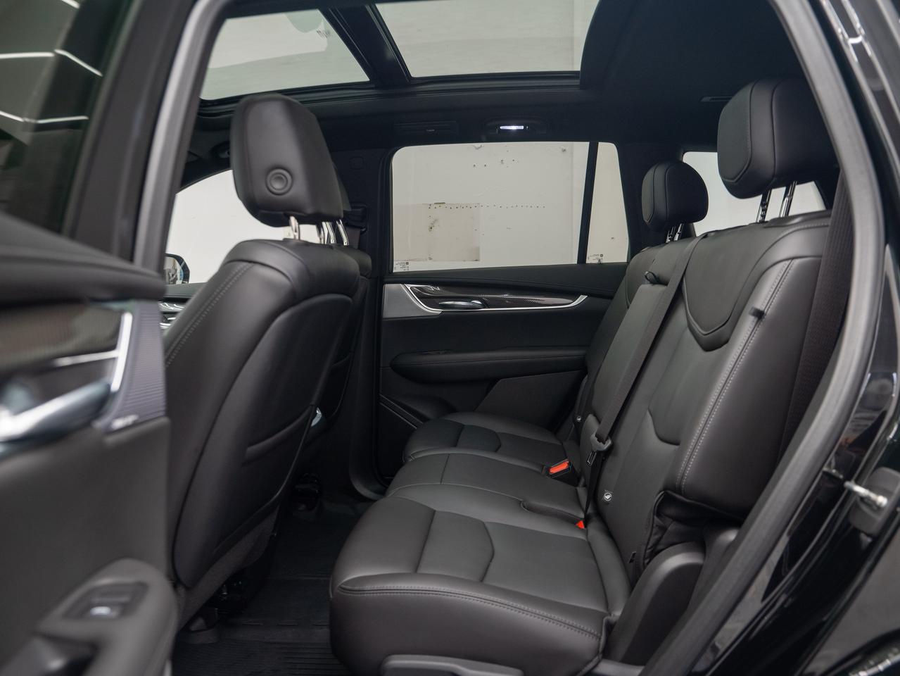 2023 Cadillac XT6 Sport Photo