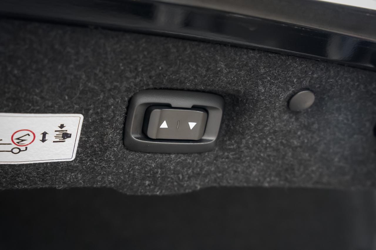 2018 BMW M4 Cabriolet | Red Lthr | New Tires & Brakes Photo