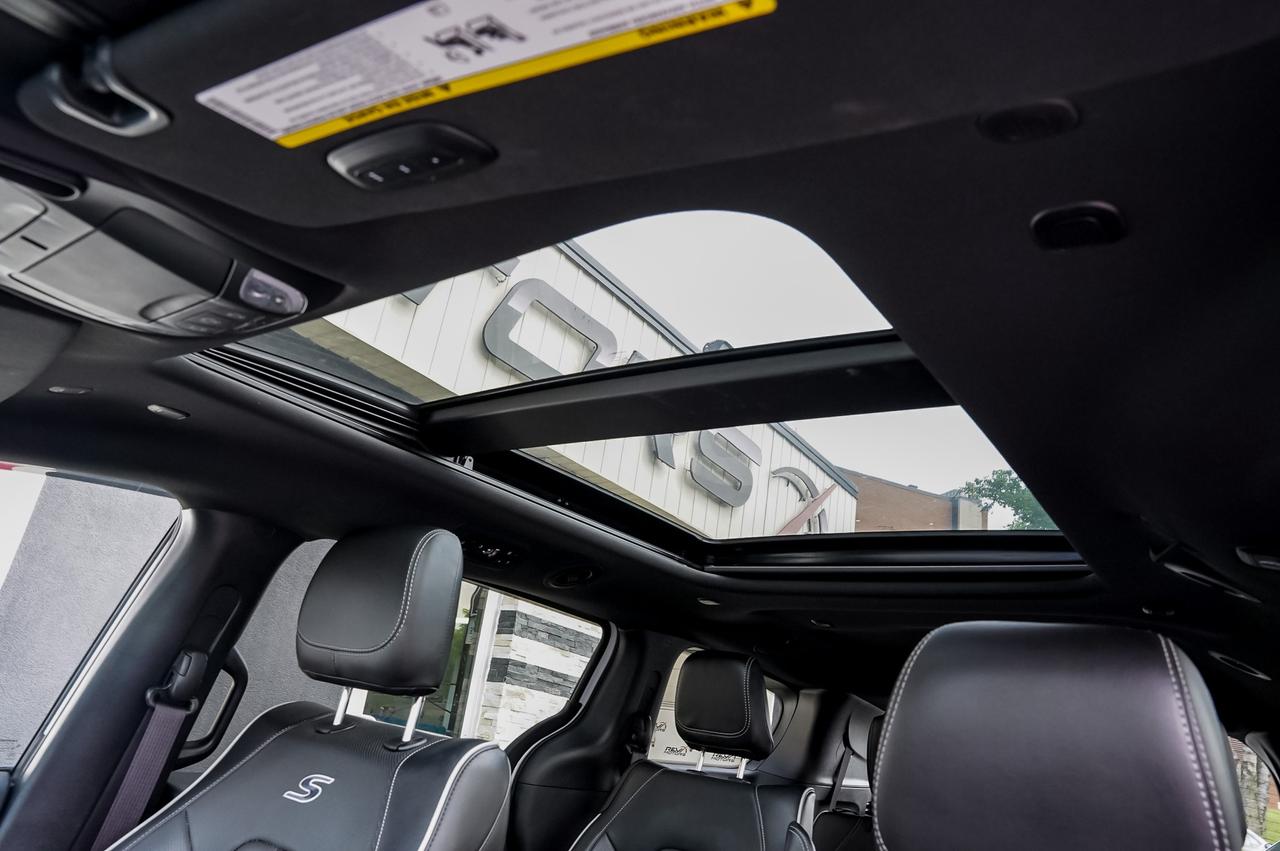 2022 Chrysler Pacifica Limited Hybrid | No Accidents | Certified Photo