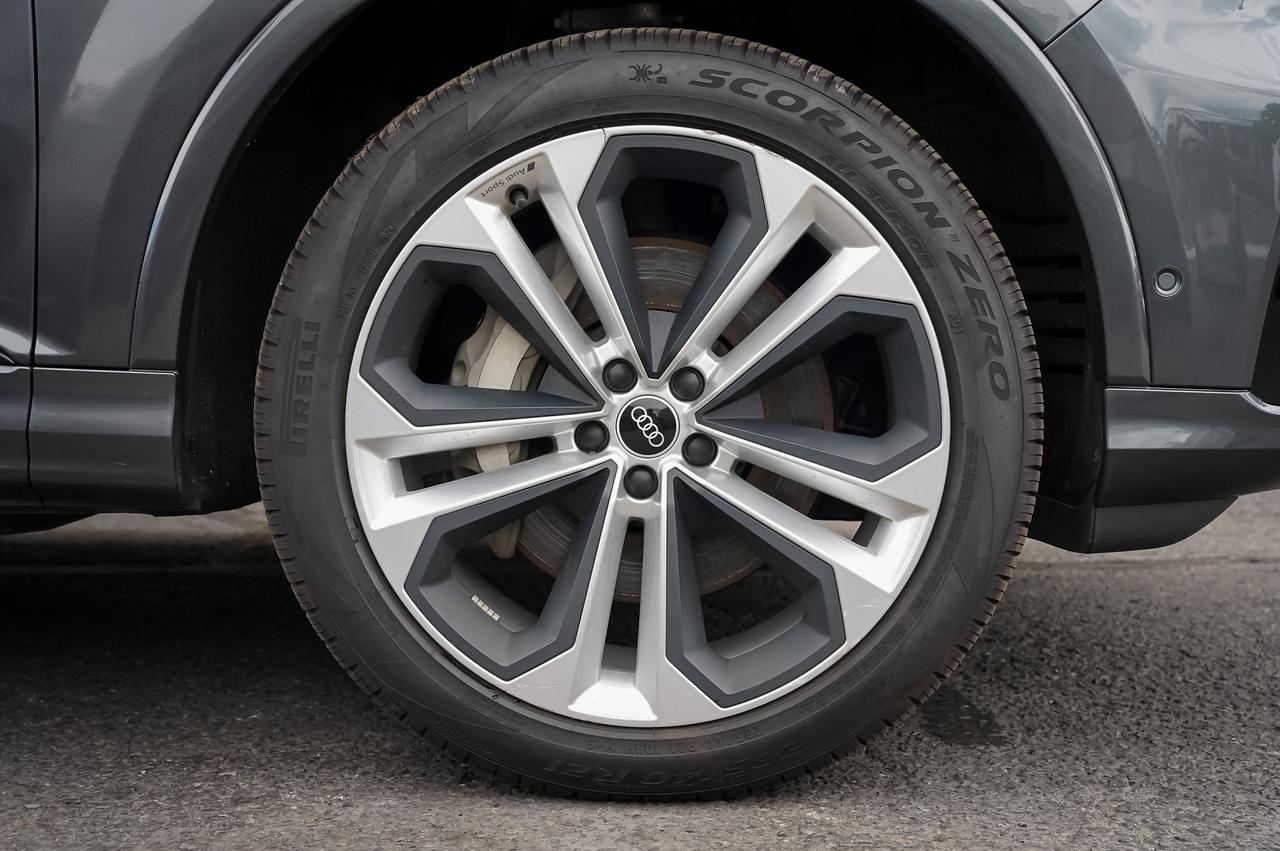 2021 Audi Q7 PROGRESSIV Photo