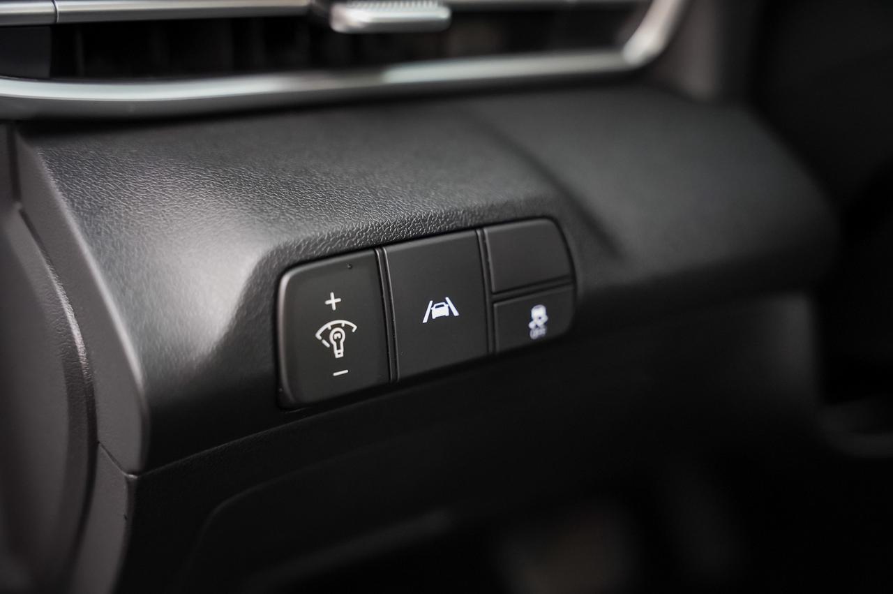 2021 Hyundai Elantra SEL Photo