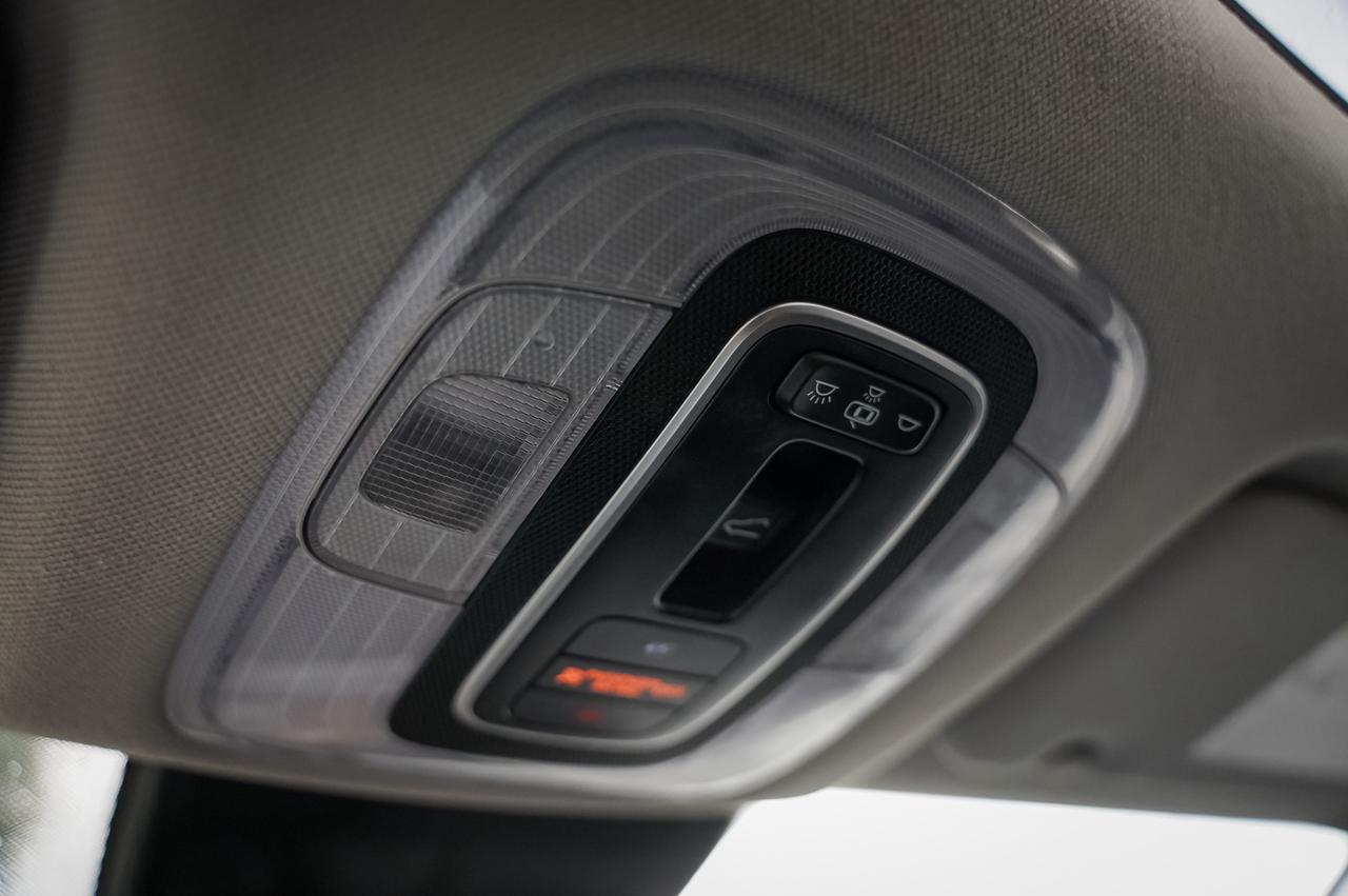 2021 Hyundai Elantra SEL Photo