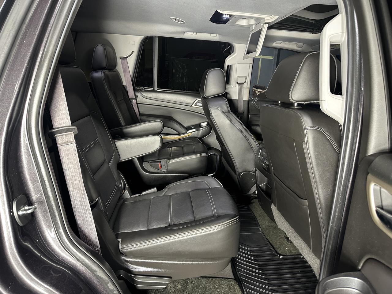 2017 GMC Yukon Denali Photo