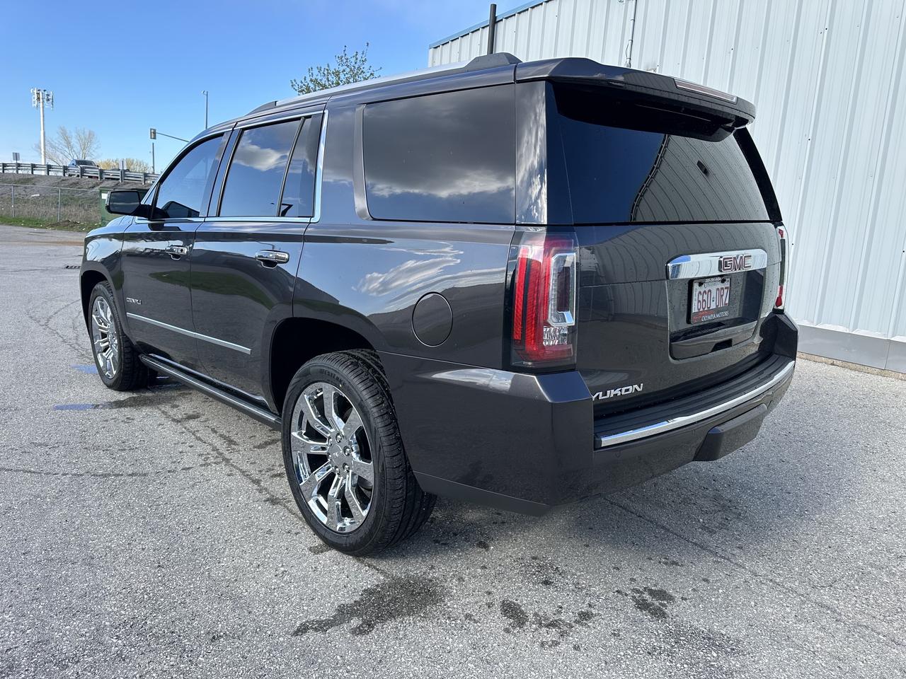 2017 GMC Yukon Denali Photo