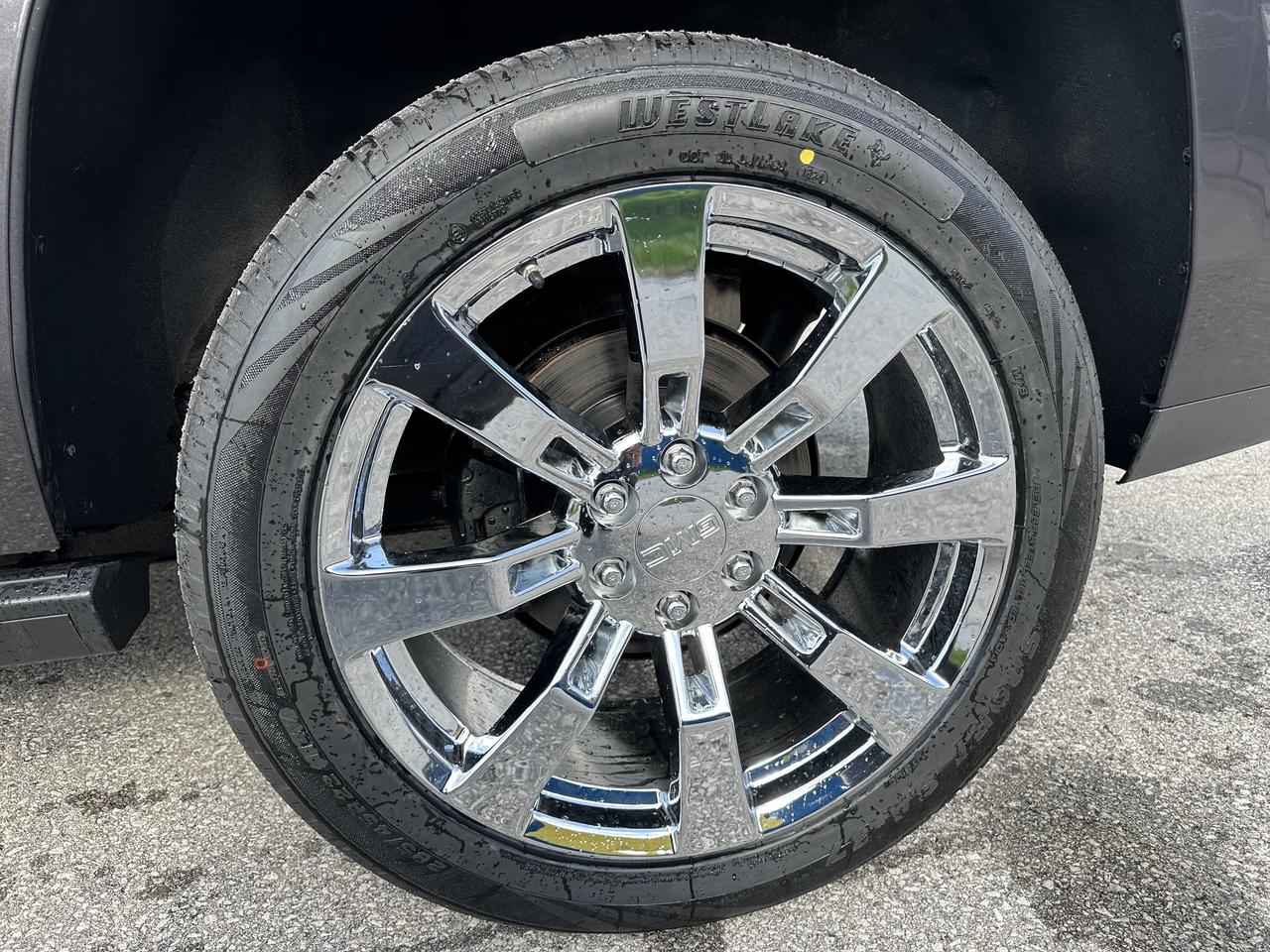 2017 GMC Yukon Denali Photo