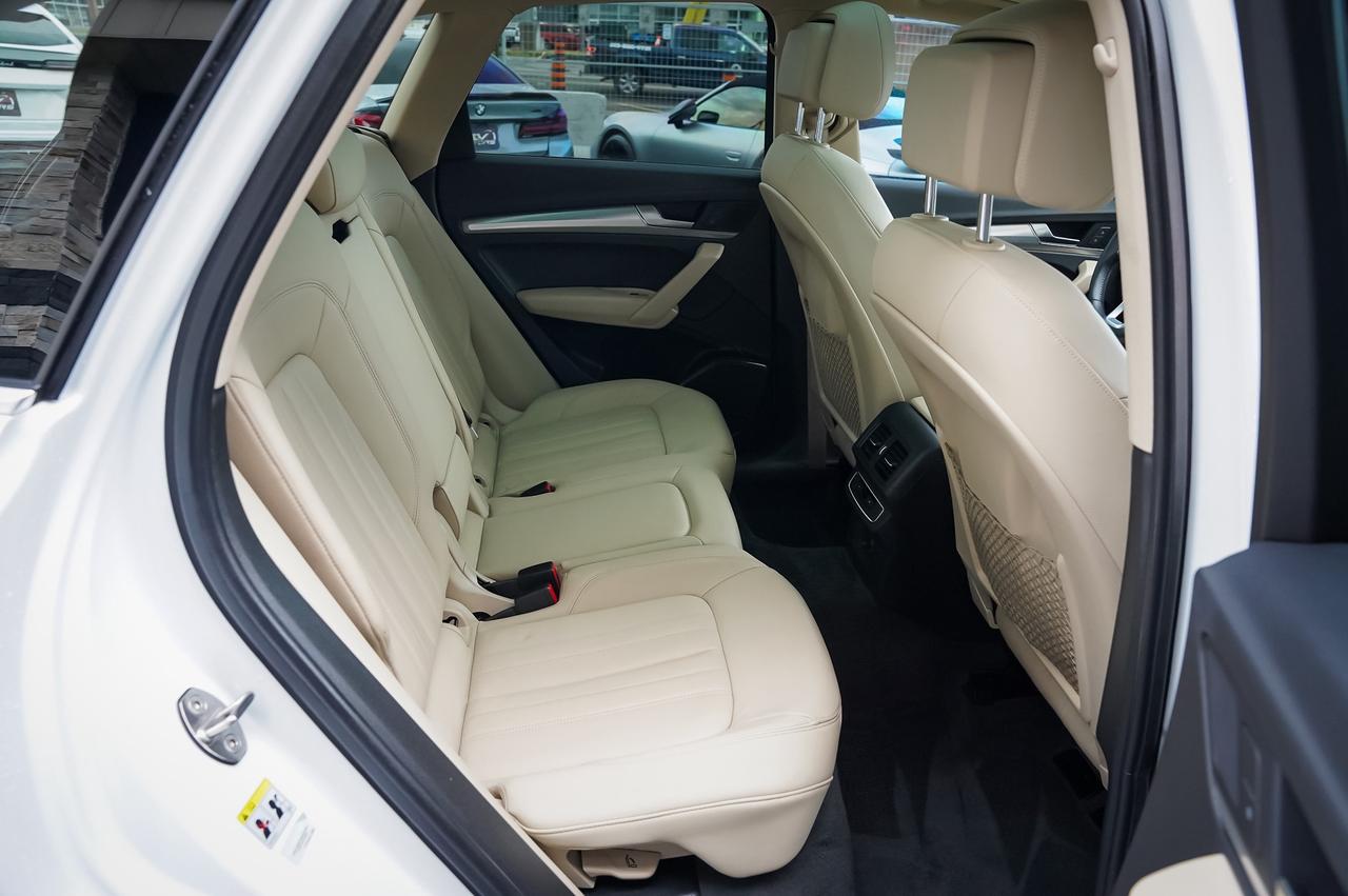 2020 Audi Q5 Premium Plus Photo