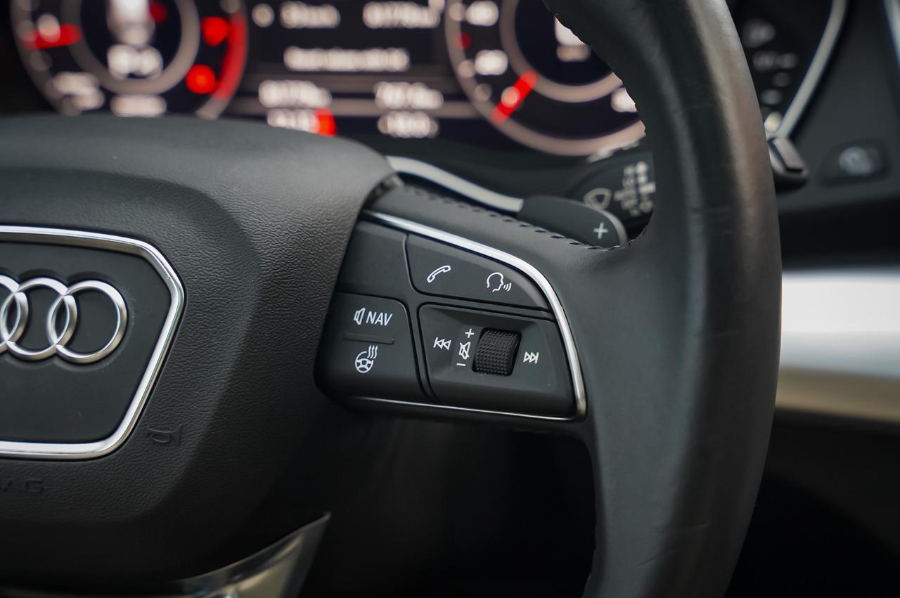 2020 Audi Q5 Premium Plus Photo