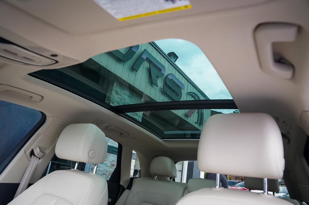 2020 Audi Q5 Premium Plus Photo