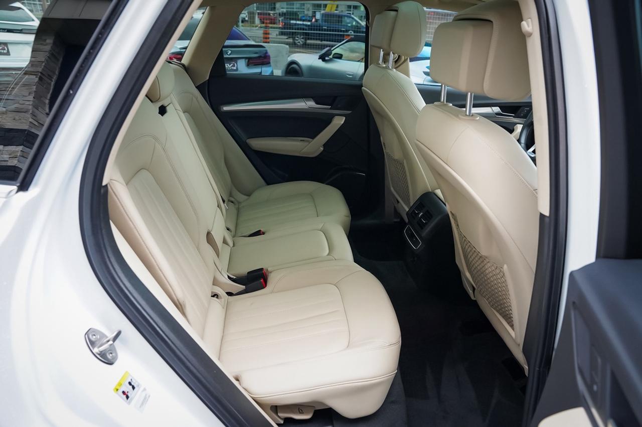 2020 Audi Q5 Premium Plus Photo
