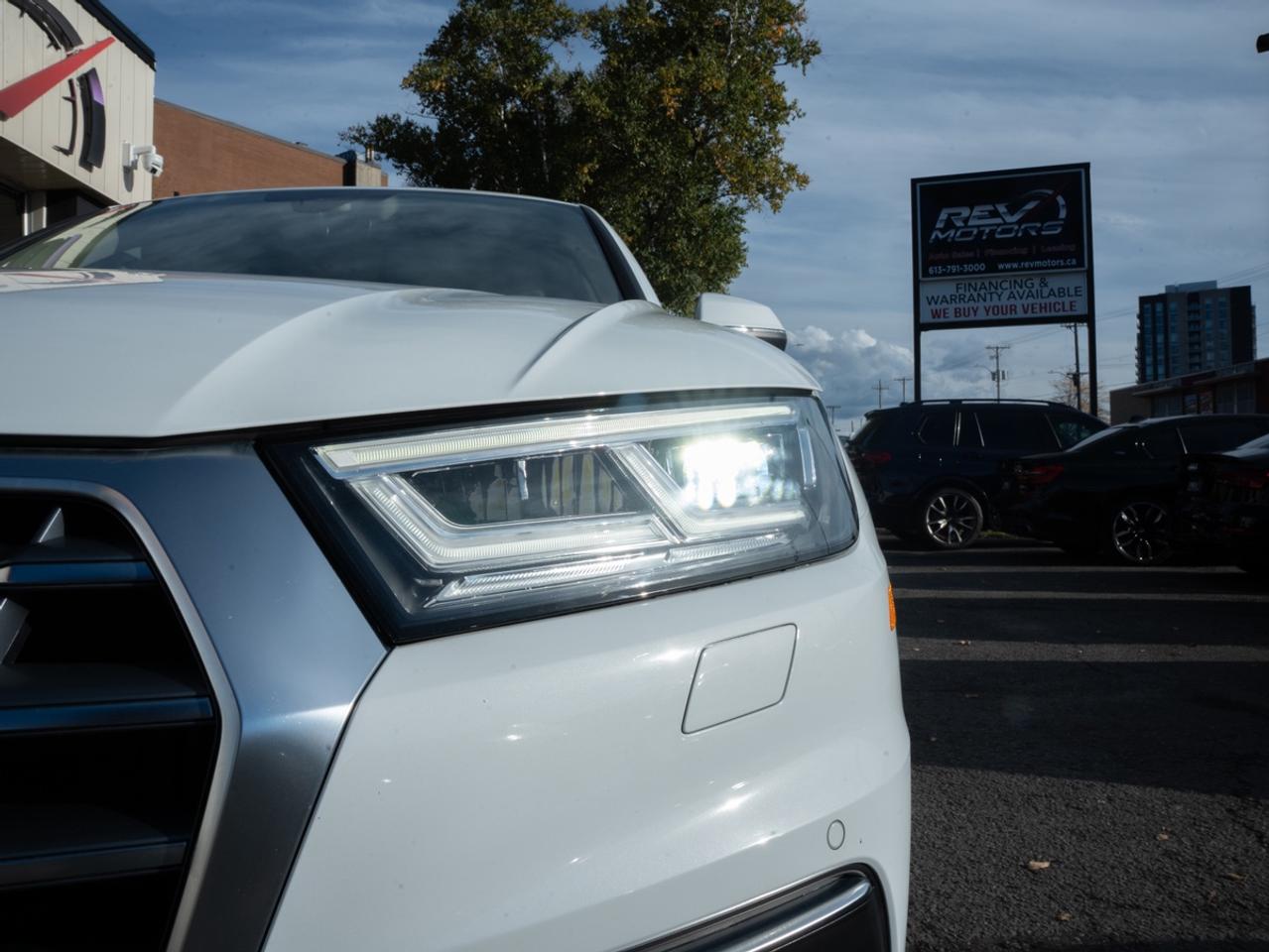 2020 Audi Q5 Premium Plus Photo