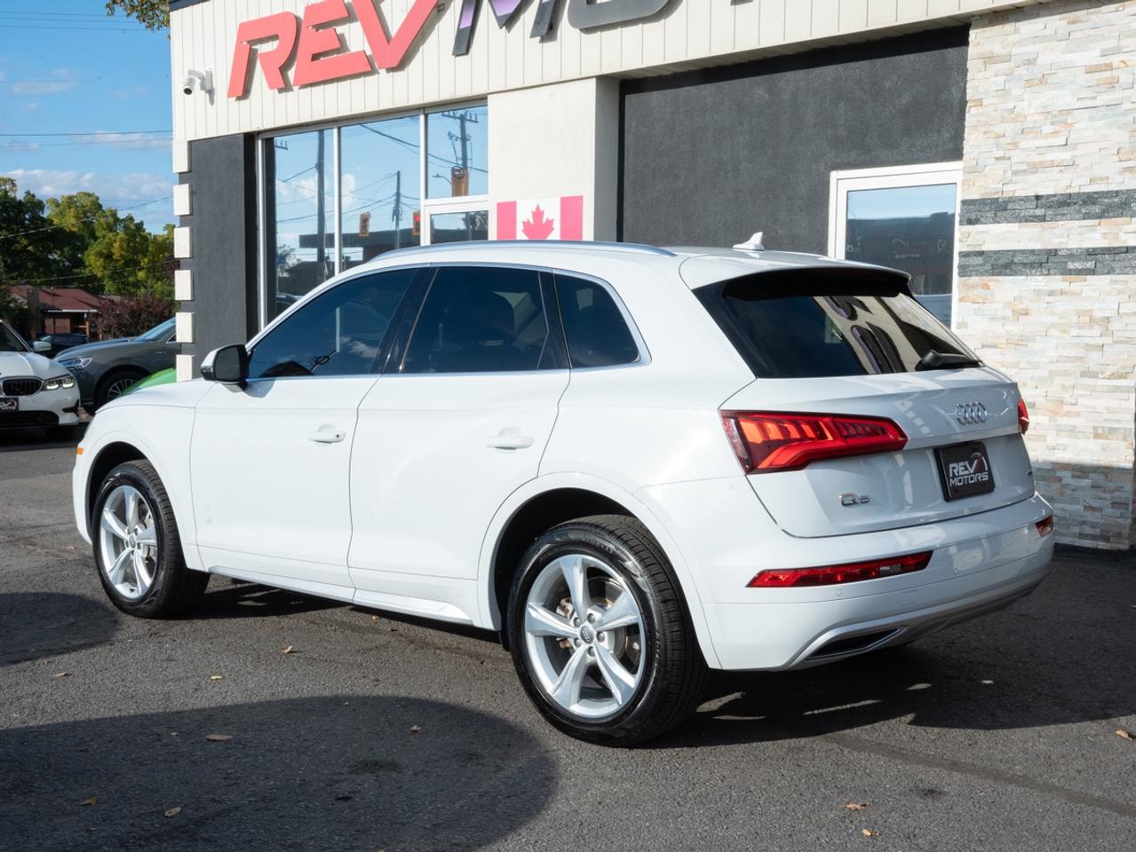 2020 Audi Q5 Premium Plus Photo