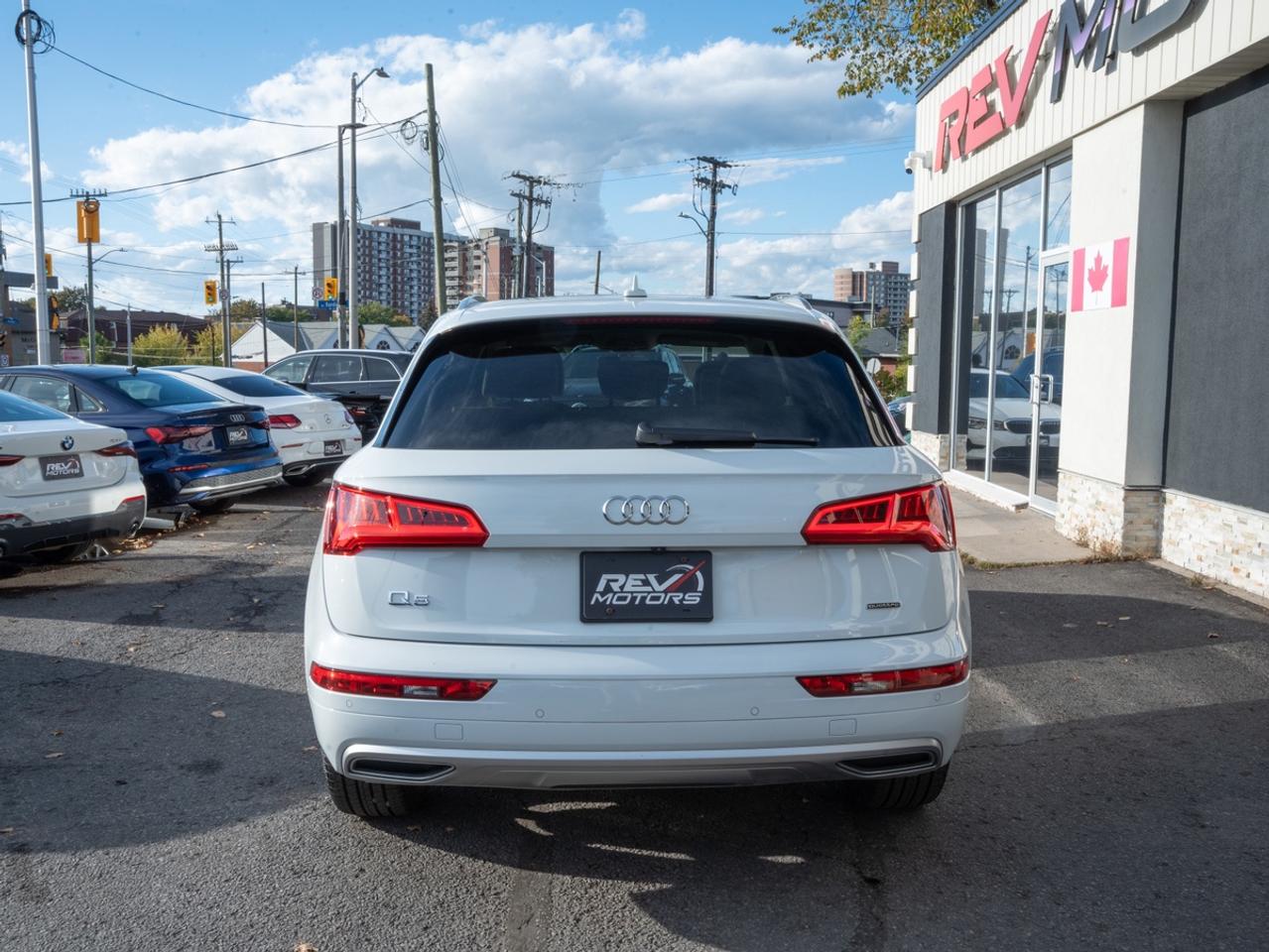 2020 Audi Q5 Premium Plus Photo