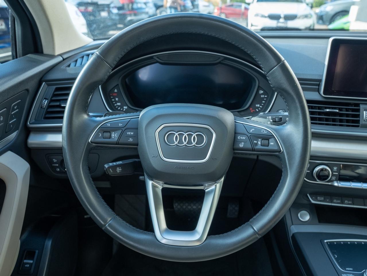 2020 Audi Q5 Premium Plus Photo