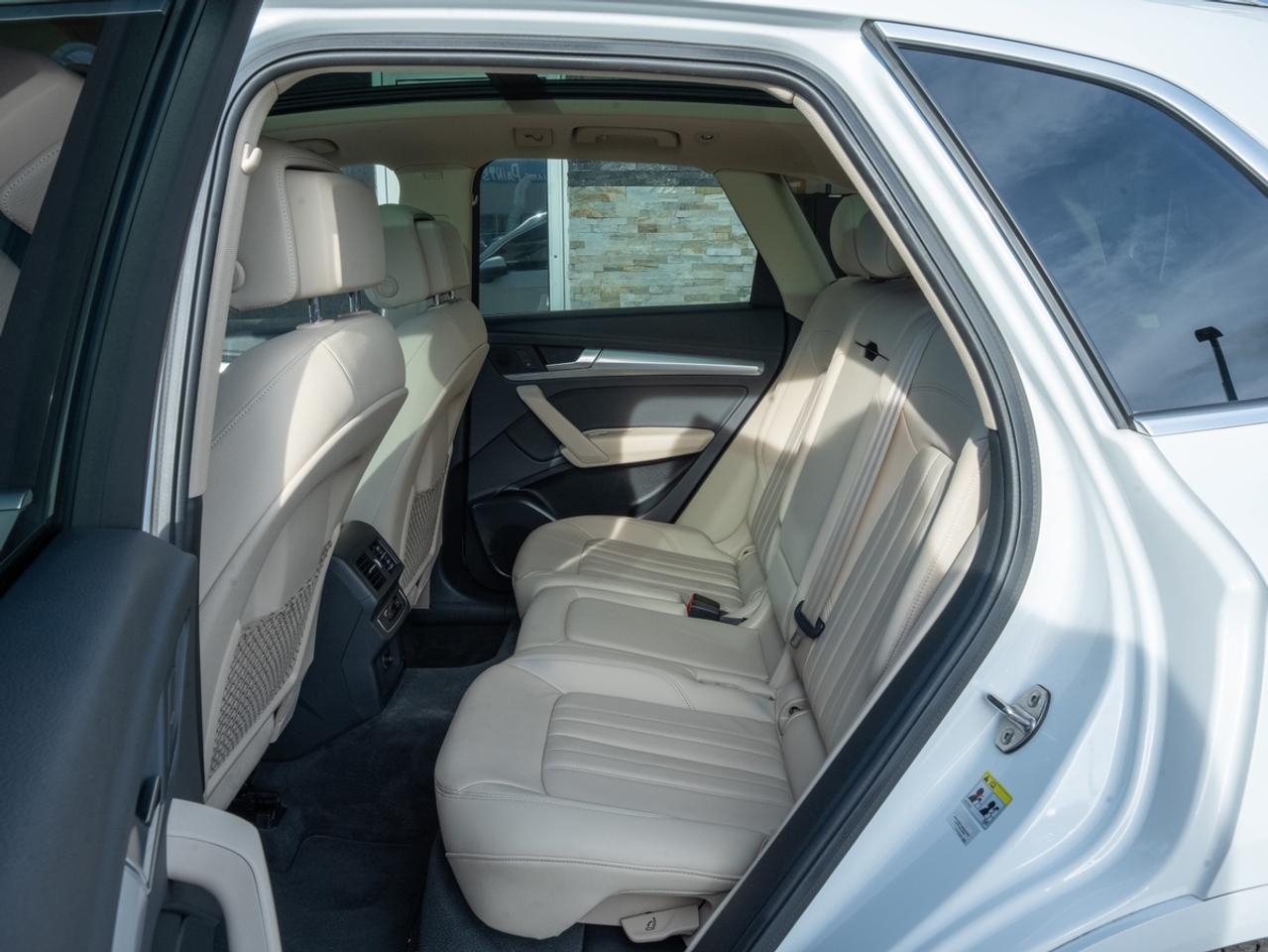 2020 Audi Q5 Premium Plus Photo