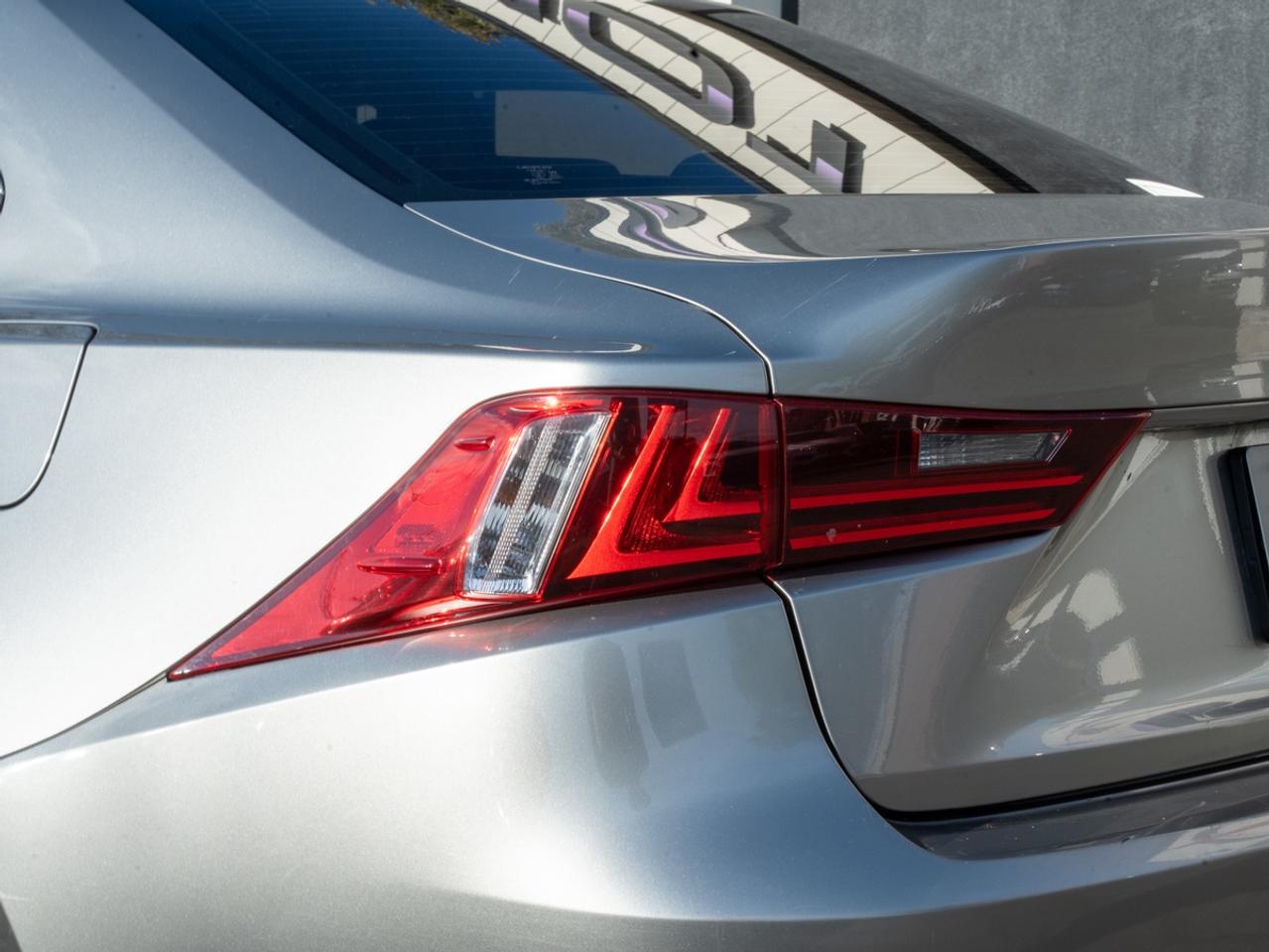 2014 Lexus IS 250 | AWD | Bluetooth Photo4