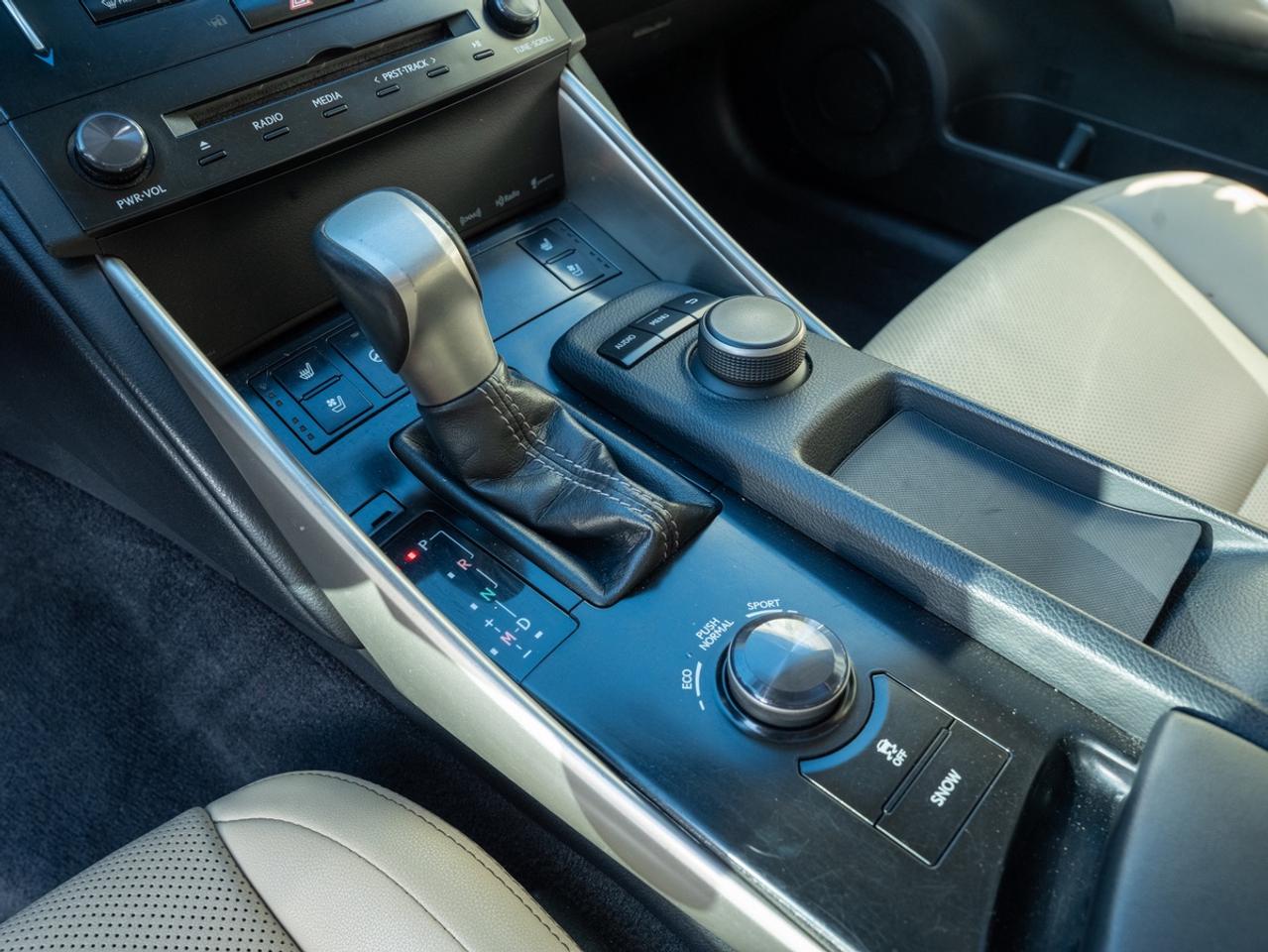 2014 Lexus IS 250 | AWD | Bluetooth Photo