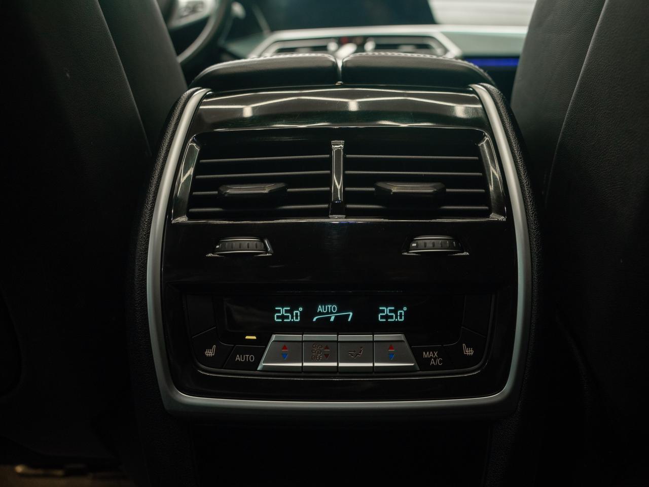 2022 BMW X6 xDrive40i | Vermilion Edition | M-Sport | One Owne Photo