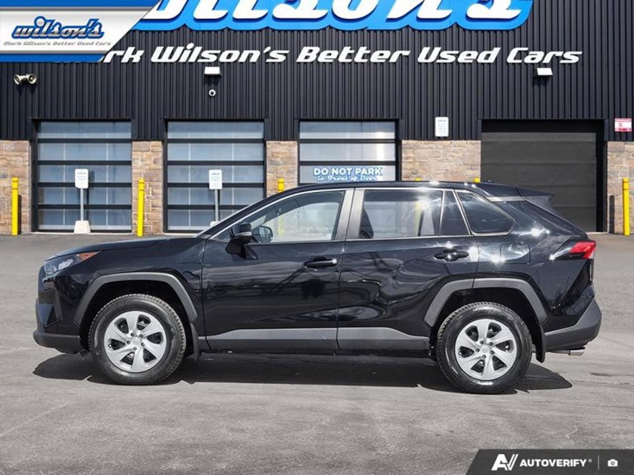 2022 Toyota RAV4 LE AWD | Radar Cruise | Heated Seats | CarPlay + Android | Rear Camera | and More ! Photo