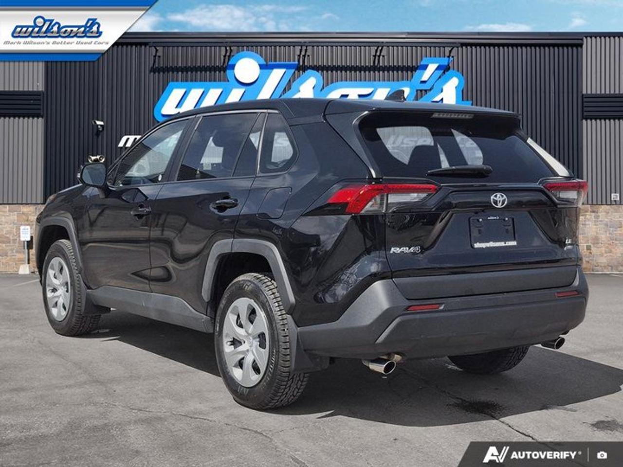 2022 Toyota RAV4 LE AWD | Radar Cruise | Heated Seats | CarPlay + Android | Rear Camera | and More ! Photo