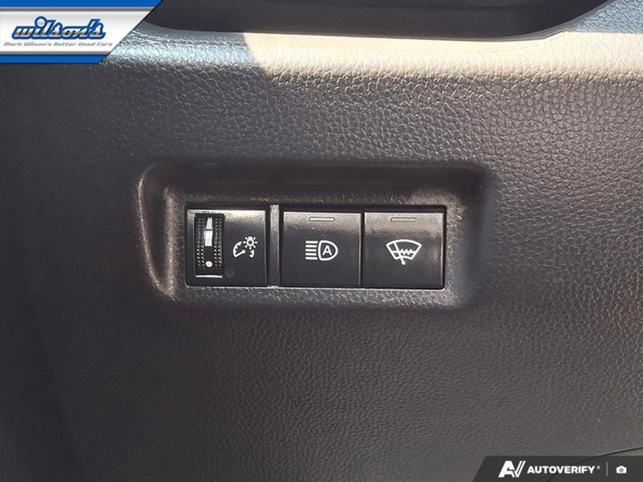 2022 Toyota RAV4 LE AWD | Radar Cruise | Heated Seats | CarPlay + Android | Rear Camera | and More ! Photo