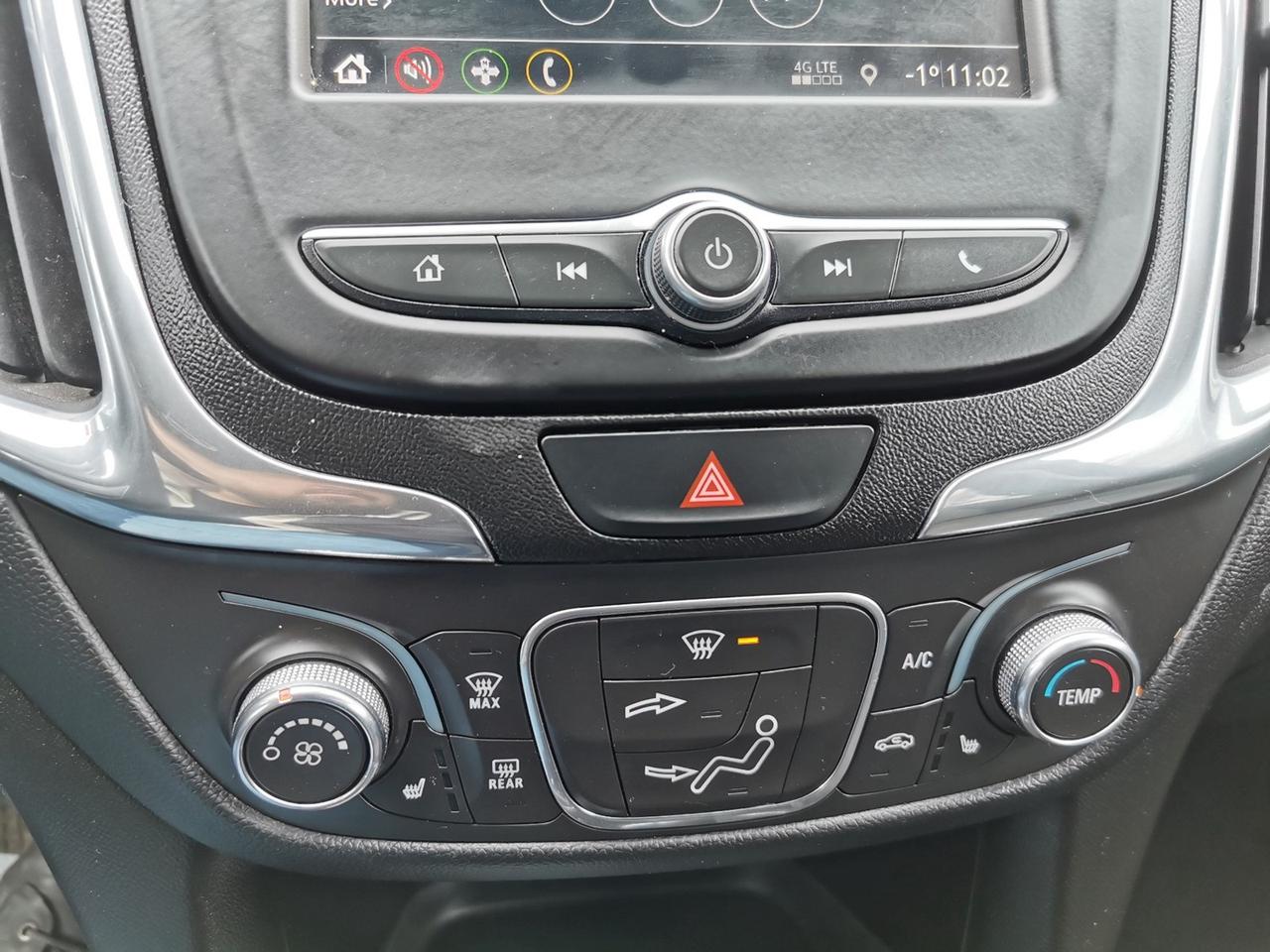 2019 Chevrolet Equinox LT Photo