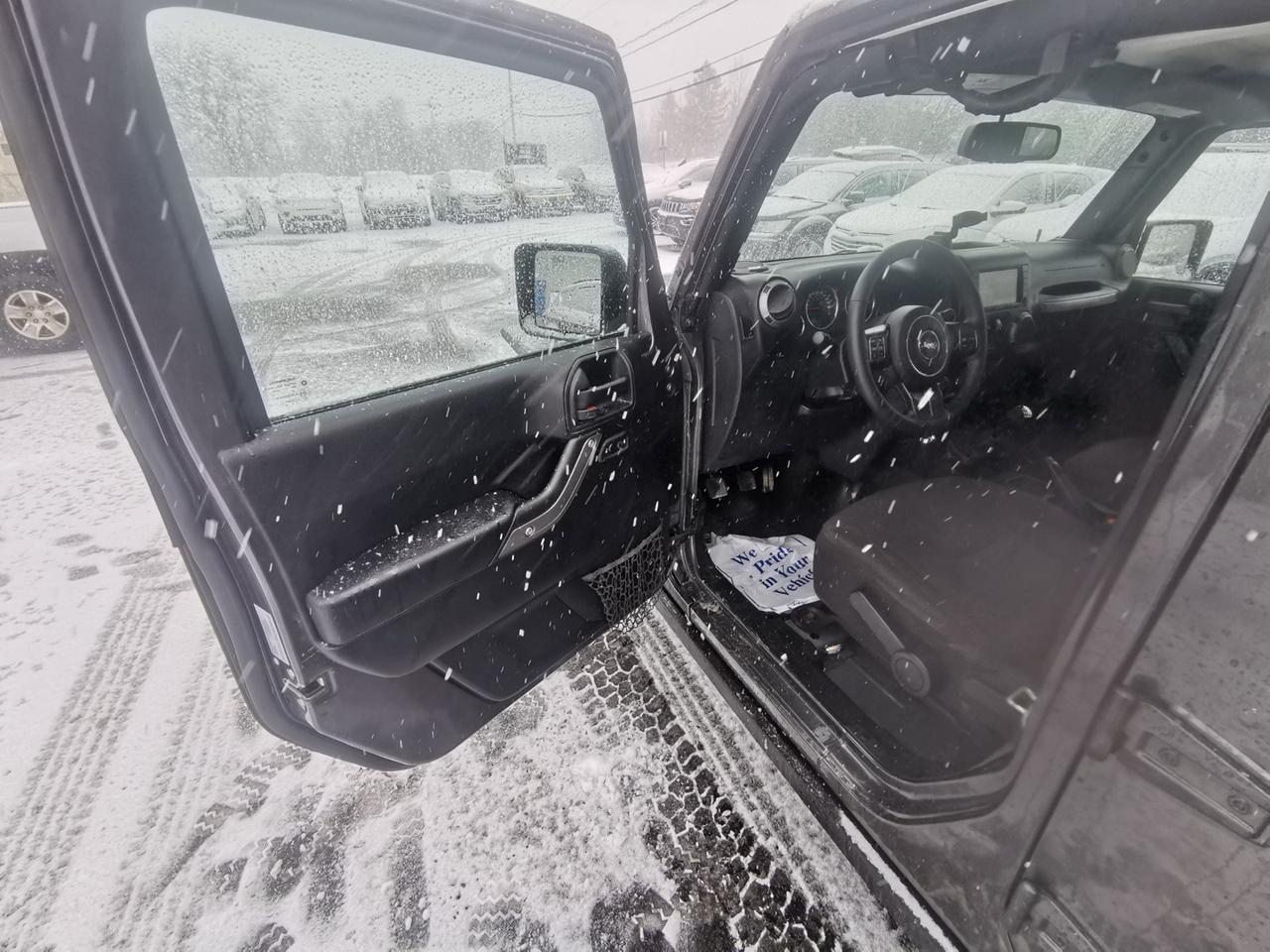 2017 Jeep Wrangler UNLIMITED SPORT Photo