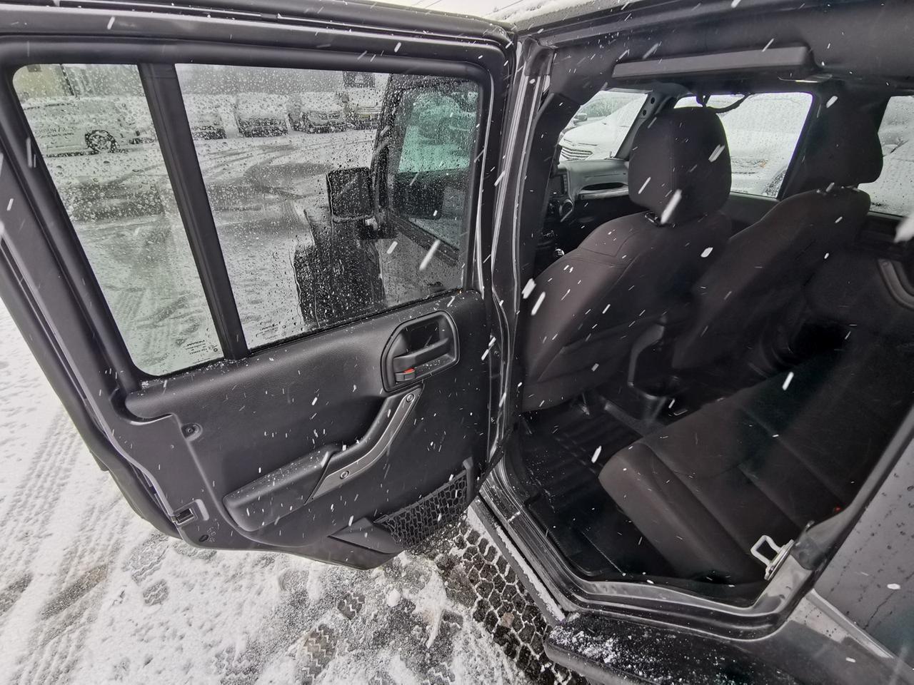 2017 Jeep Wrangler UNLIMITED SPORT Photo