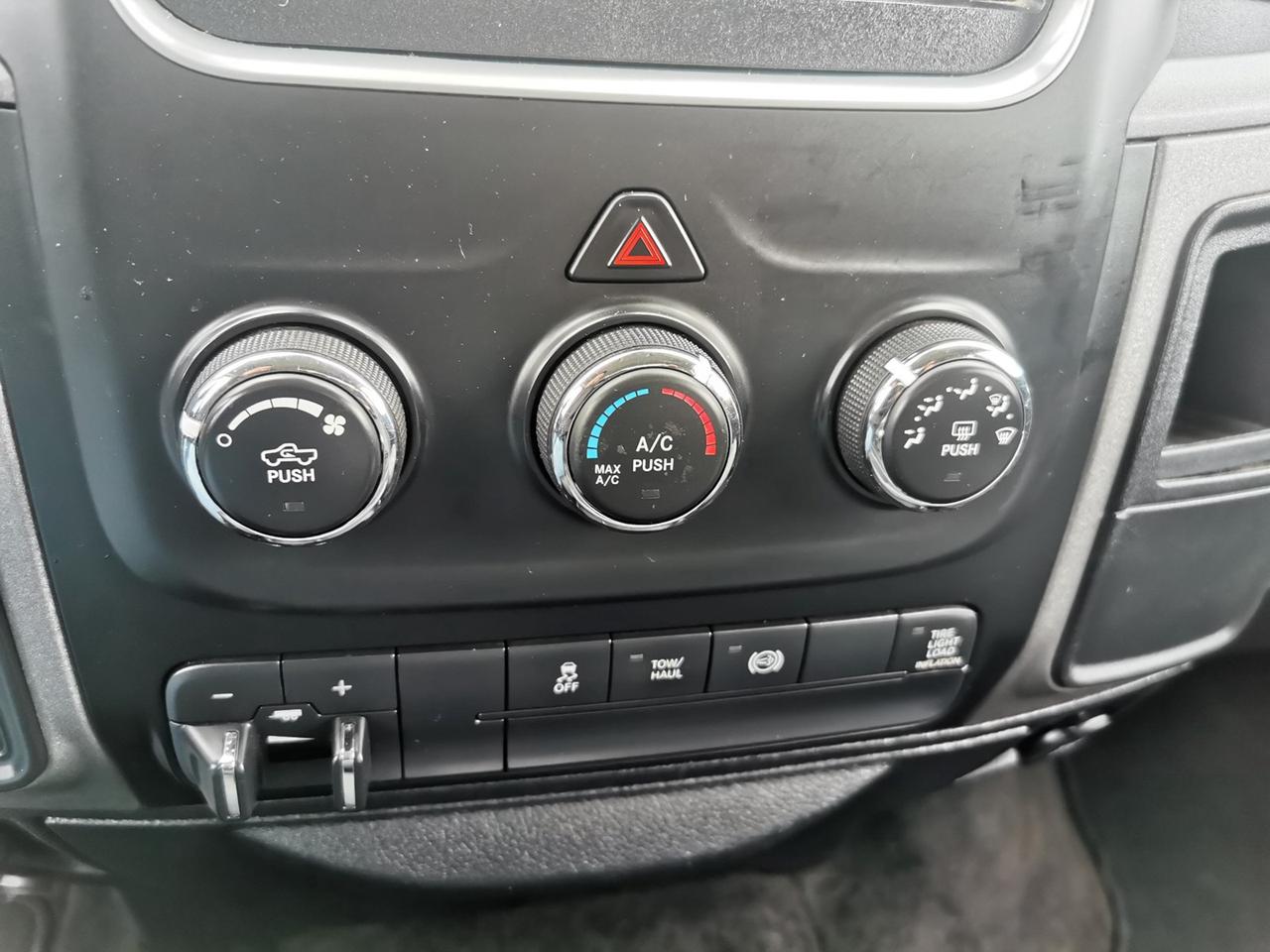 2013 RAM 2500 Tradesman  SWB Photo
