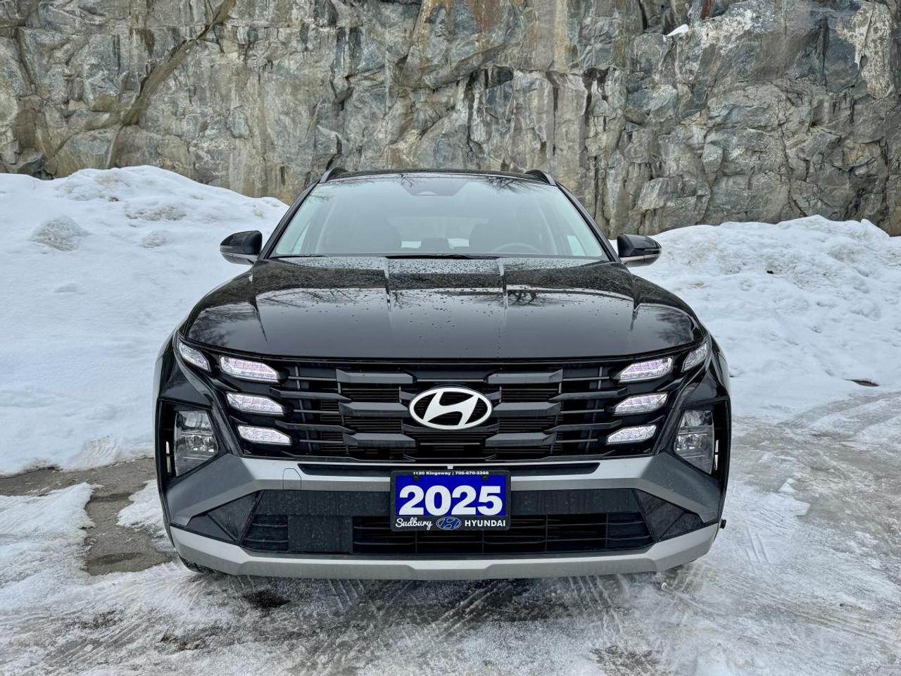 2025 Hyundai Tucson Preferred AWD Photo2