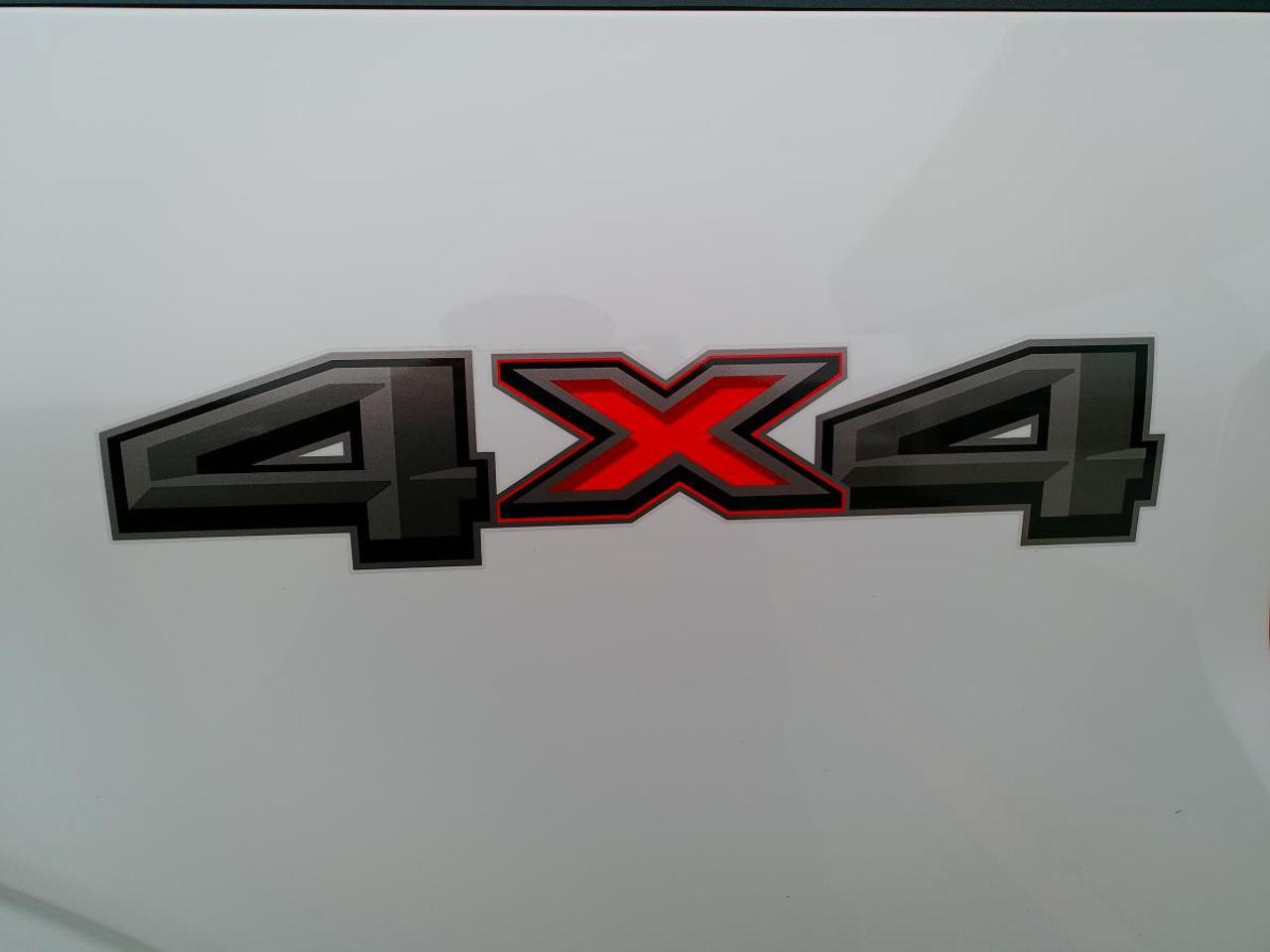 2022 Ford F-150 HYBRID King Ranch 4WD SuperCrew 5.5' Box Photo