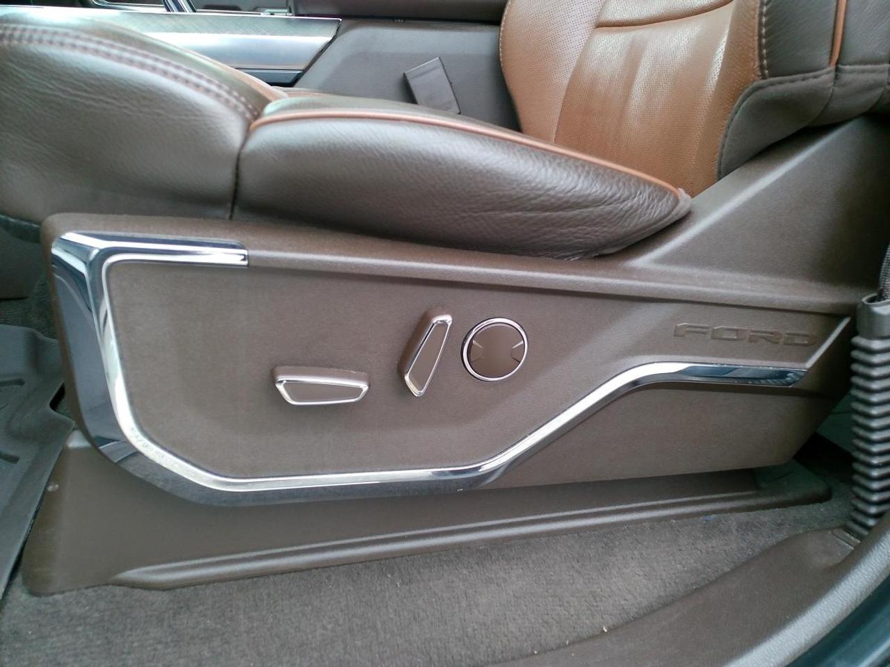 2022 Ford F-150 HYBRID King Ranch 4WD SuperCrew 5.5' Box Photo