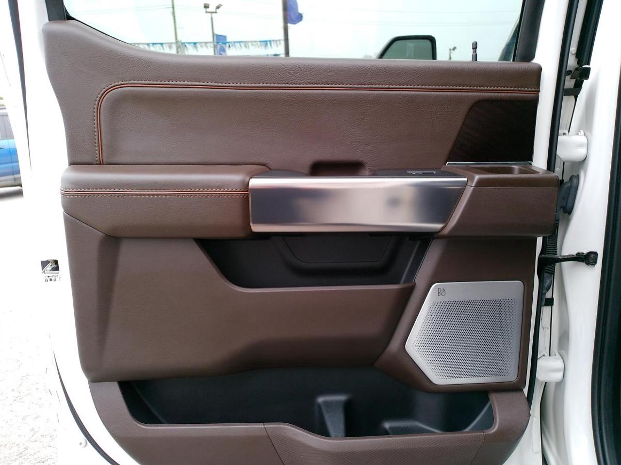 2022 Ford F-150 HYBRID King Ranch 4WD SuperCrew 5.5' Box Photo