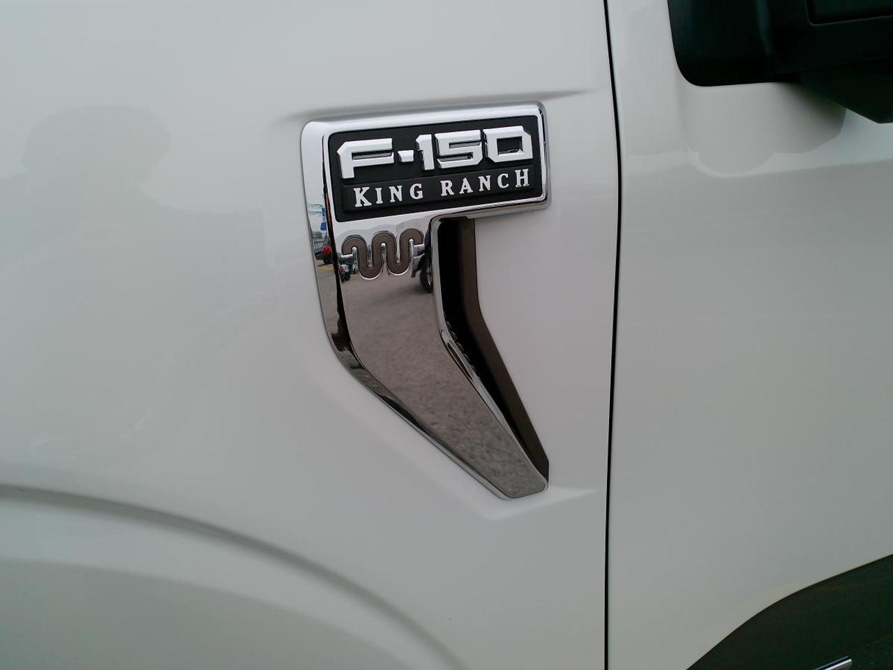 2022 Ford F-150 HYBRID King Ranch 4WD SuperCrew 5.5' Box Photo