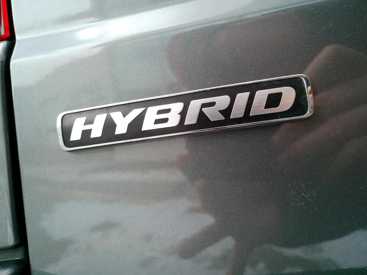 2024 Ford Maverick Hybrid LARIAT FWD SuperCrew Photo