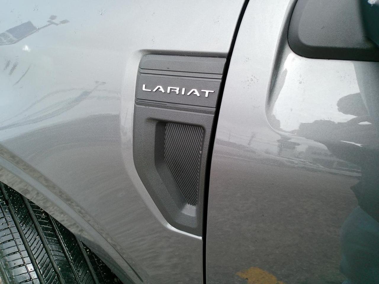 2024 Ford Maverick Hybrid LARIAT FWD SuperCrew Photo