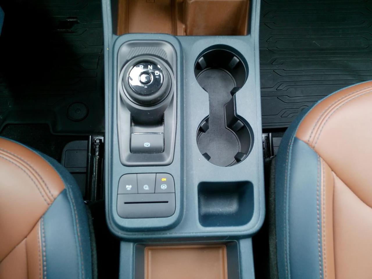 2024 Ford Maverick Hybrid LARIAT FWD SuperCrew Photo