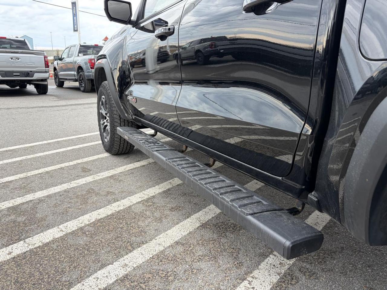 2024 GMC Canyon AT4 Photo