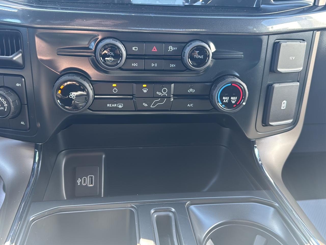 2026 Ford F-150 STX Photo