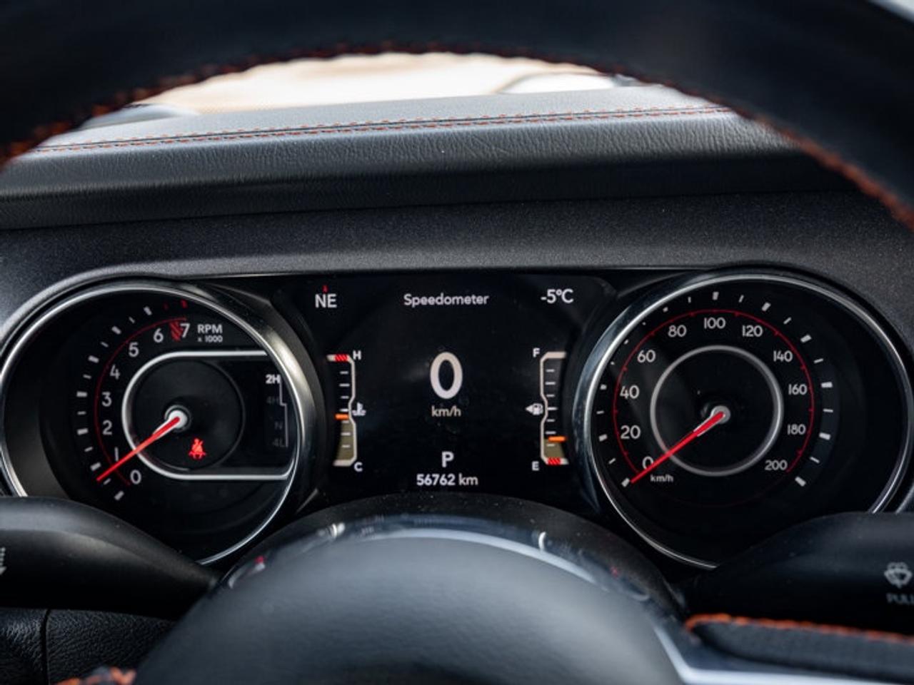 2022 Jeep Gladiator Mojave Photo3