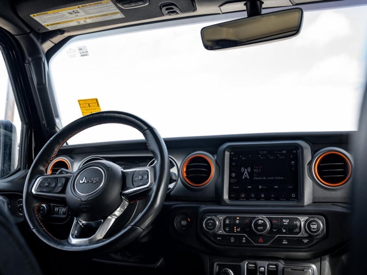 2022 Jeep Gladiator Mojave Photo