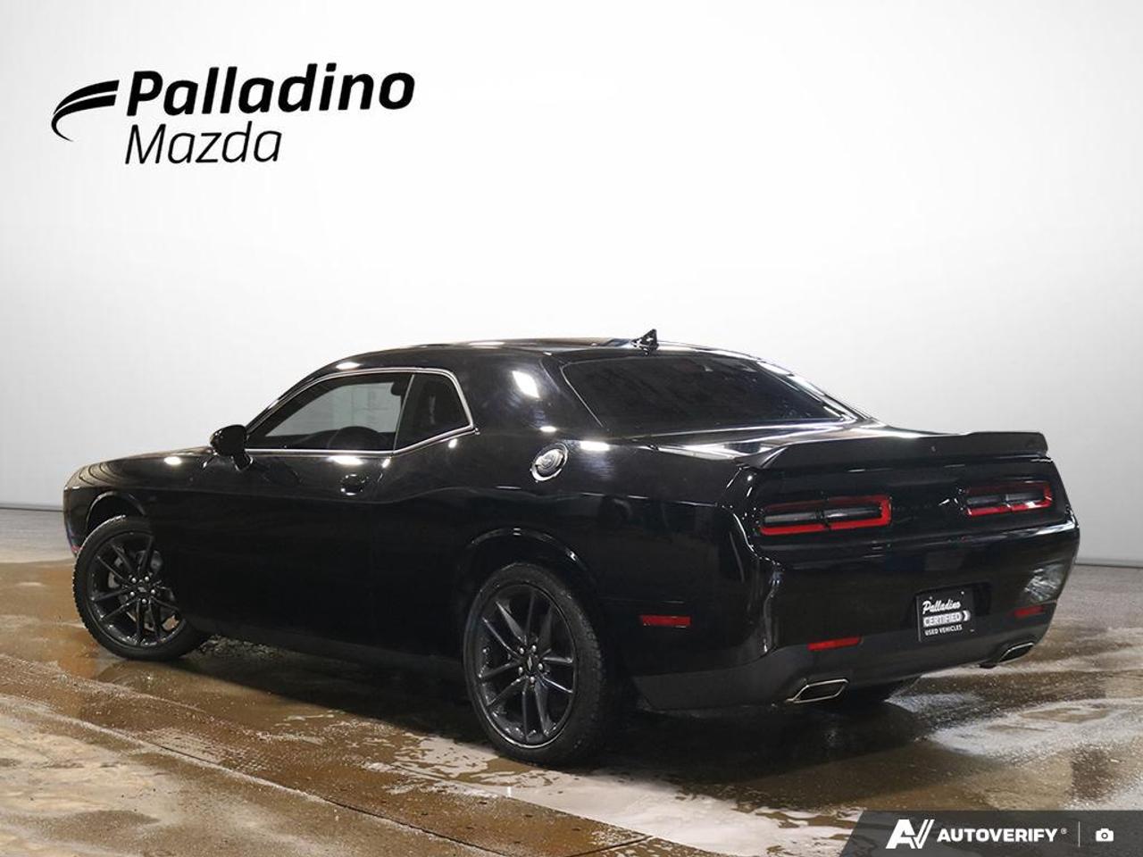 2023 Dodge Challenger GT Photo3