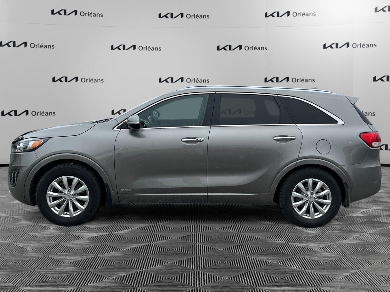 2017 Kia Sorento AWD 4dr SX Turbo Photo3